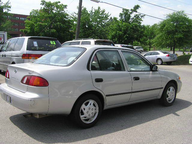 2000 Toyota Corolla SEL Sport Utility 4D