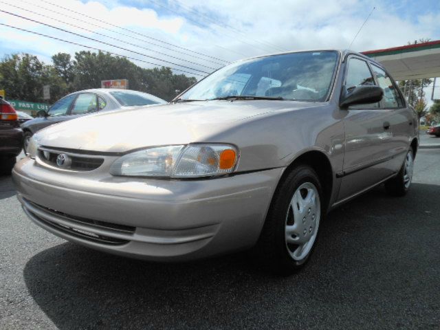 2000 Toyota Corolla EXT LS 2WD