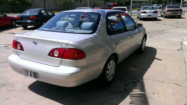 2001 Toyota Corolla X