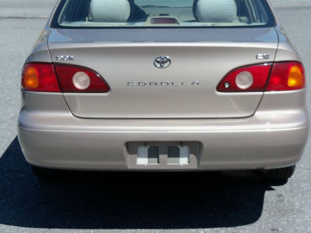 2001 Toyota Corolla SEL Sport Utility 4D