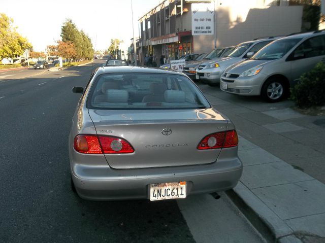 2001 Toyota Corolla X