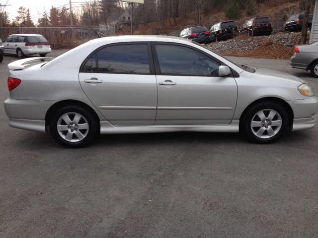 2003 Toyota Corolla XR