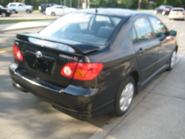 2004 Toyota Corolla XR