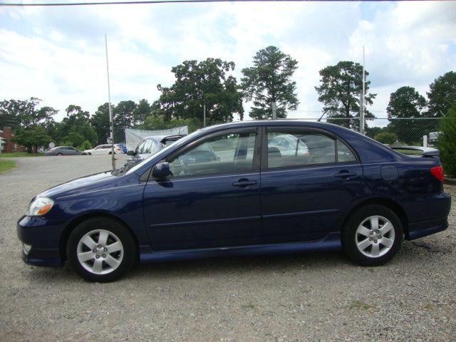 2004 Toyota Corolla XR