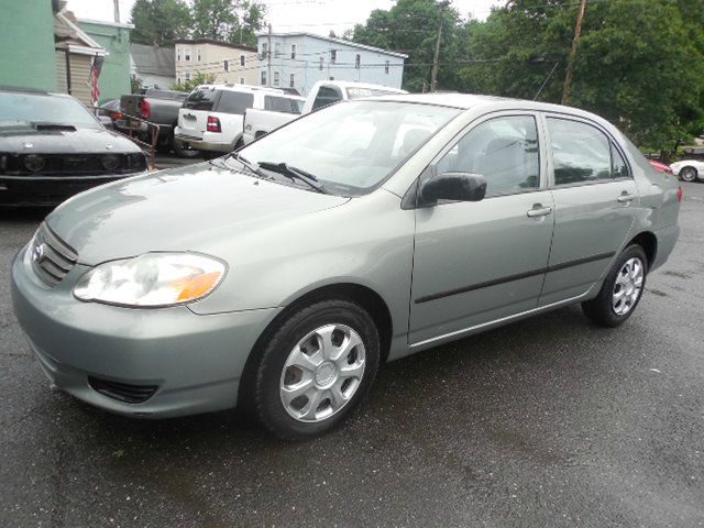 2004 Toyota Corolla SEL Sport Utility 4D