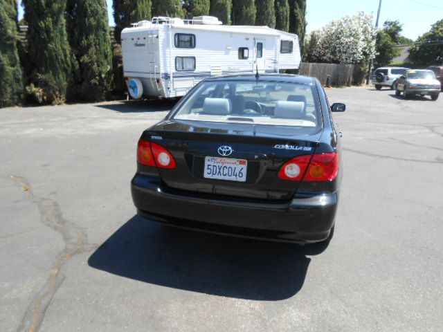 2004 Toyota Corolla SEL Sport Utility 4D