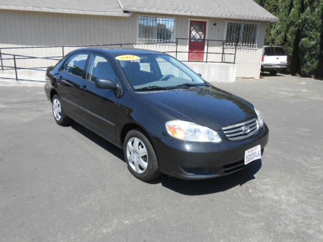 2004 Toyota Corolla SEL Sport Utility 4D