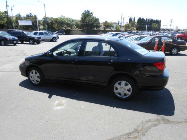 2004 Toyota Corolla SEL Sport Utility 4D