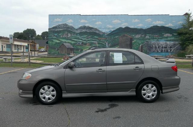 2004 Toyota Corolla LS Flex Fuel 4x4 This Is One Of Our Best Bargains