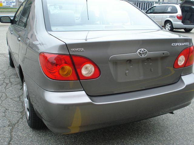 2004 Toyota Corolla SEL Sport Utility 4D