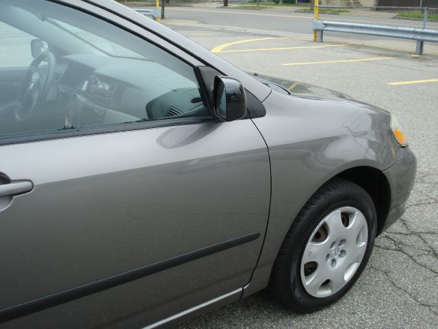 2004 Toyota Corolla SEL Sport Utility 4D