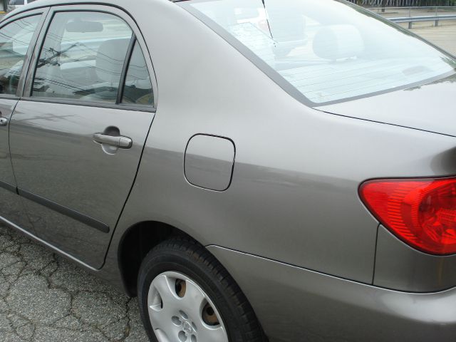 2004 Toyota Corolla SEL Sport Utility 4D