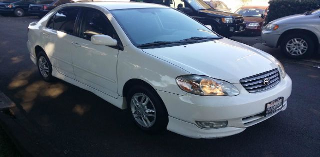 2004 Toyota Corolla XR