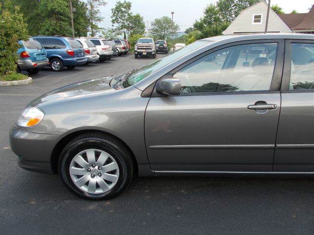 2004 Toyota Corolla SEL Sport Utility 4D