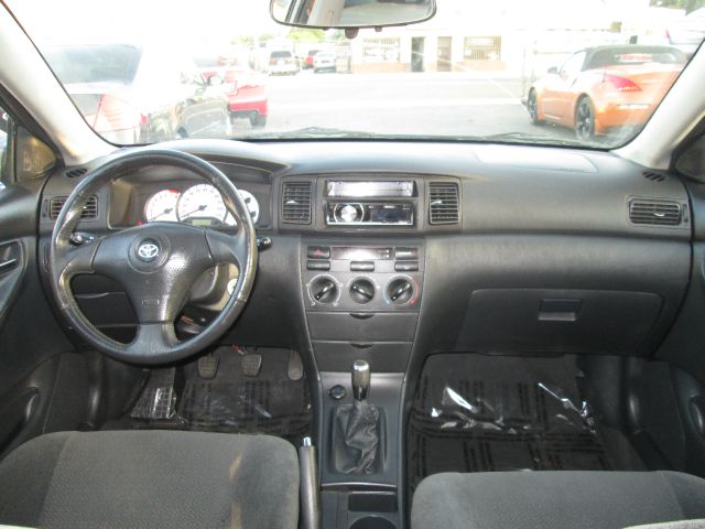 2004 Toyota Corolla XR