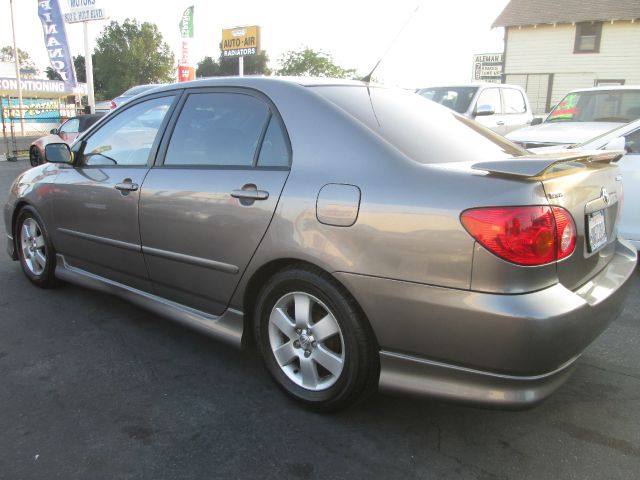 2004 Toyota Corolla XR