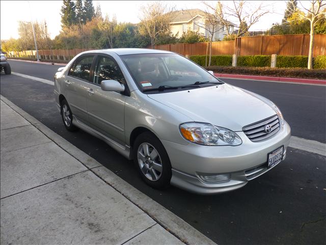 2004 Toyota Corolla XR