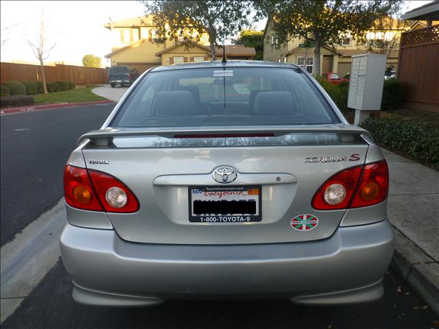 2004 Toyota Corolla XR