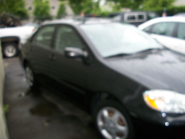 2005 Toyota Corolla SEL Sport Utility 4D