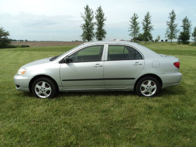 2005 Toyota Corolla SEL Sport Utility 4D