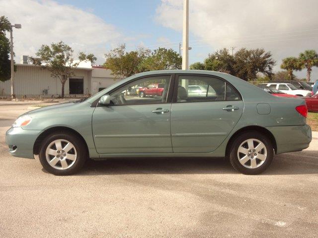 2007 Toyota Corolla SEL Sport Utility 4D