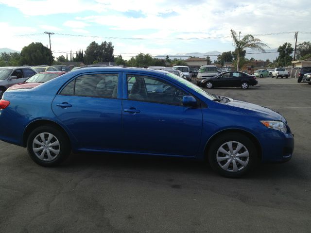 2009 Toyota Corolla 4drx-cablongbox