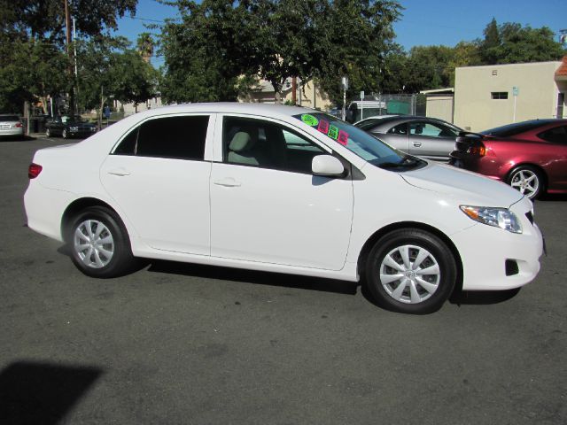 2009 Toyota Corolla Supercab Flareside XL