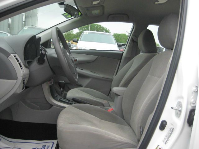 2009 Toyota Corolla Supercab Flareside XL