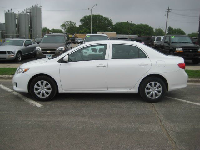 2009 Toyota Corolla Supercab Flareside XL