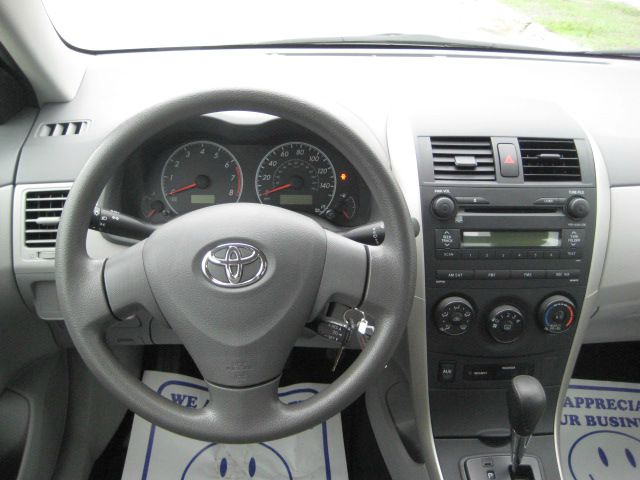 2009 Toyota Corolla Supercab Flareside XL