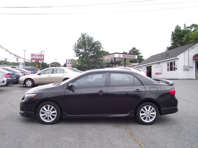 2009 Toyota Corolla Supercab Flareside XL