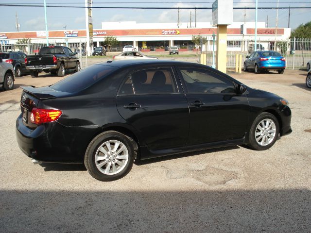 2009 Toyota Corolla Supercab Flareside XL