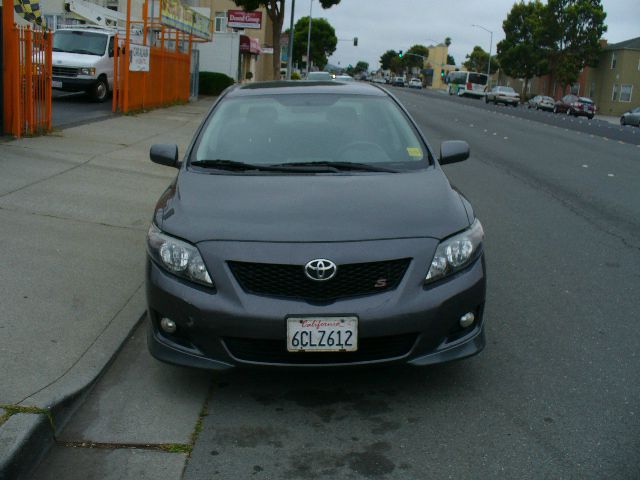 2009 Toyota Corolla Supercab Flareside XL