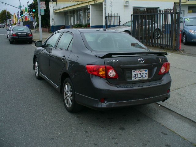 2009 Toyota Corolla Supercab Flareside XL