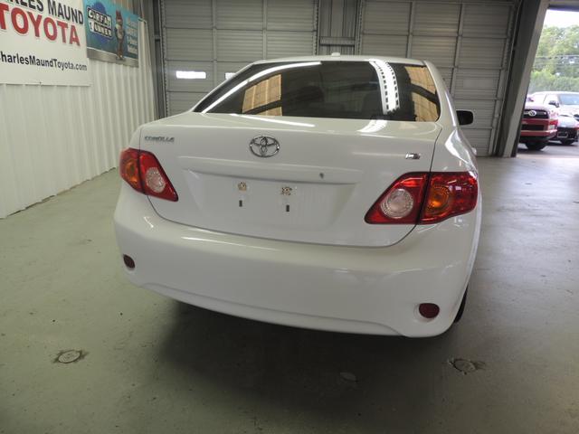 2009 Toyota Corolla X