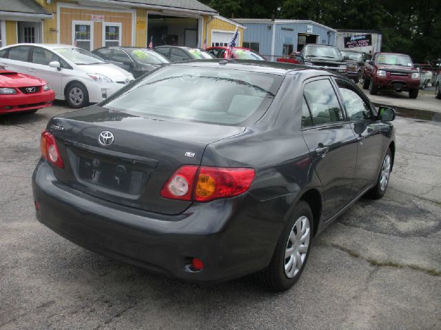 2009 Toyota Corolla Supercab Flareside XL