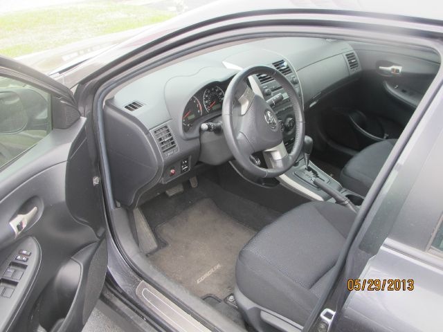 2009 Toyota Corolla Supercab Flareside XL