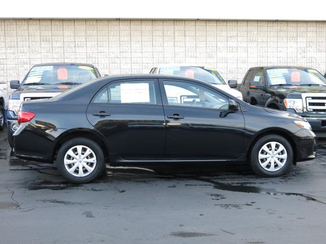 2009 Toyota Corolla Supercab Flareside XL