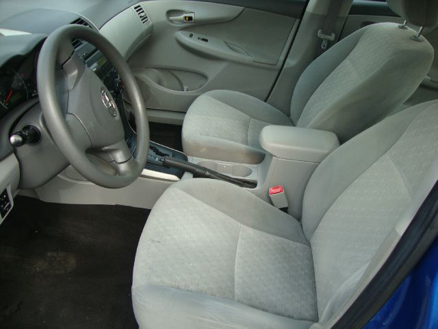 2009 Toyota Corolla Supercab Flareside XL