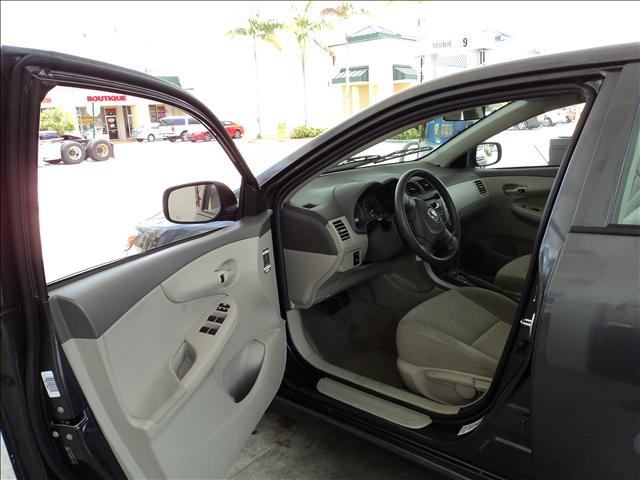 2009 Toyota Corolla Extended Cab 4dr