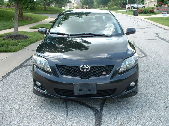 2009 Toyota Corolla Supercab Flareside XL