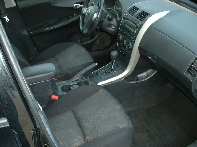 2009 Toyota Corolla Supercab Flareside XL