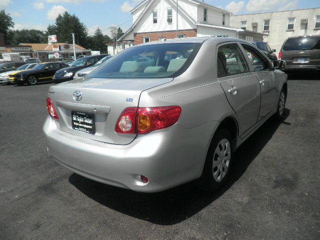 2009 Toyota Corolla Supercab Flareside XL