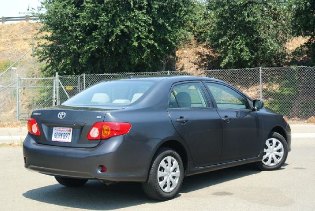 2009 Toyota Corolla X