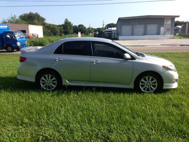 2009 Toyota Corolla Supercab Flareside XL