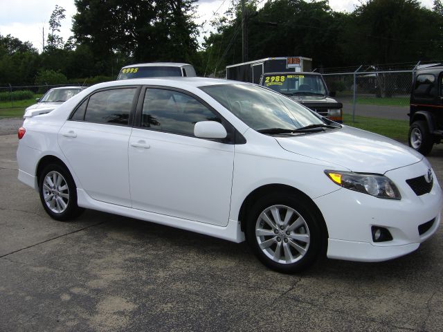 2009 Toyota Corolla Supercab Flareside XL