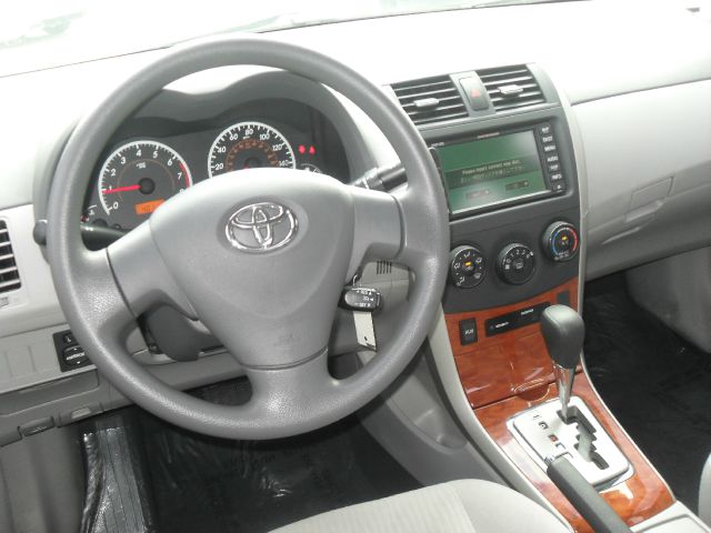 2009 Toyota Corolla 4drx-cablongbox