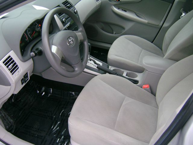 2010 Toyota Corolla Supercab Flareside XL