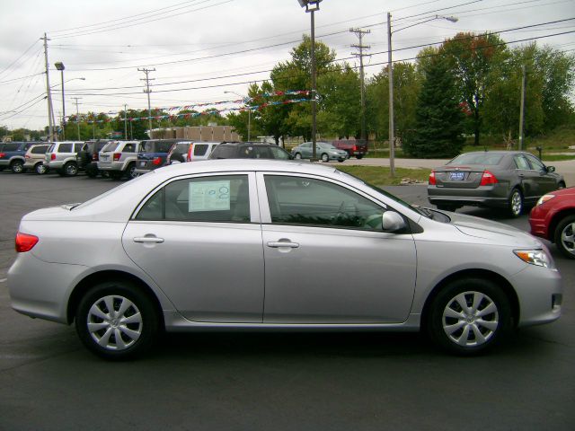 2010 Toyota Corolla Supercab Flareside XL