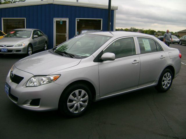 2010 Toyota Corolla Supercab Flareside XL